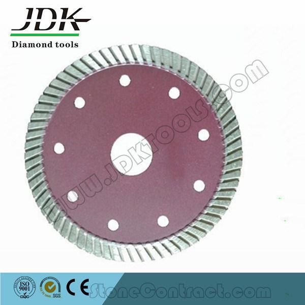 Sintered Turbo Saw Blade for Granite/Marble/Concrete Cuttinng