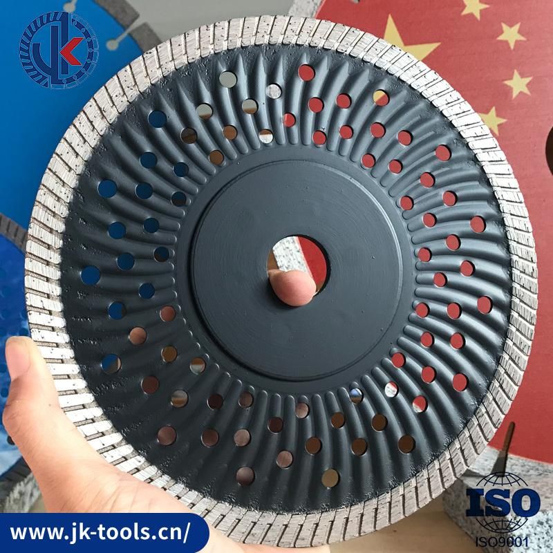 D180mm Hot Press Diamond Cutting Disc Circular Saw Blade with Strengthening Rib and Own Flange for Stone/Marble/Granite