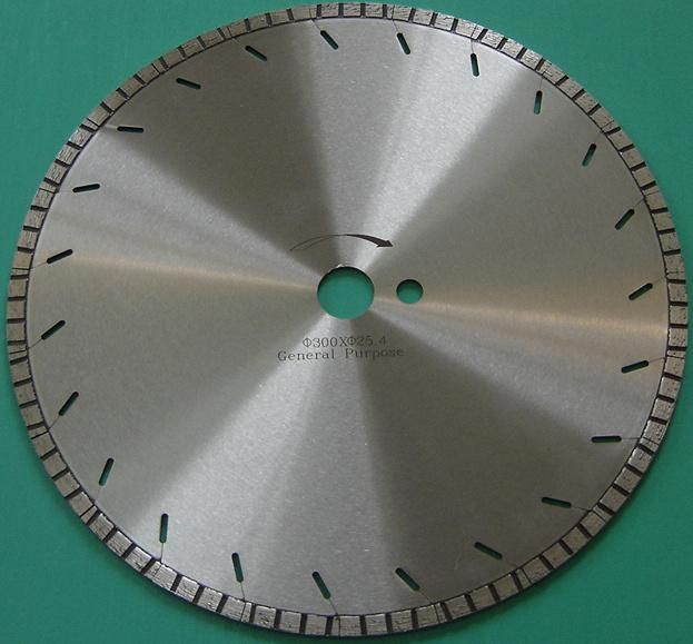 Diamond Saw Blade for Cutting Building Materials.