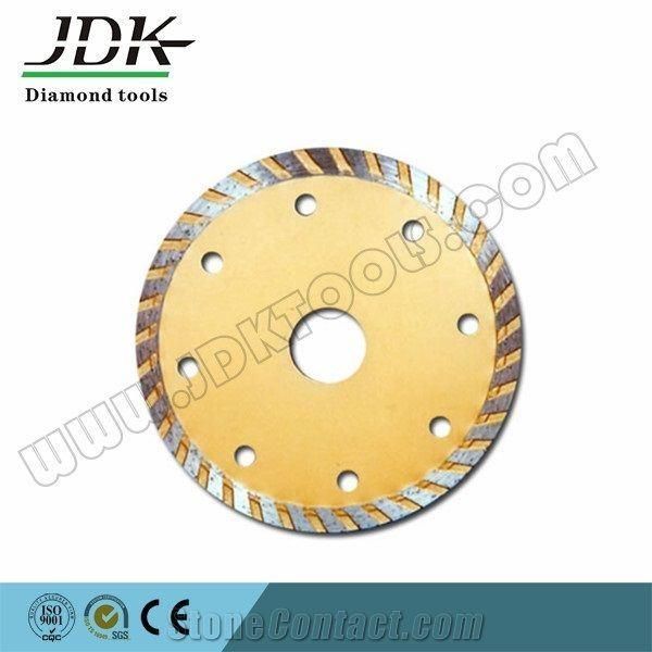 Sintered Turbo Saw Blade for Granite/Marble/Concrete Cuttinng