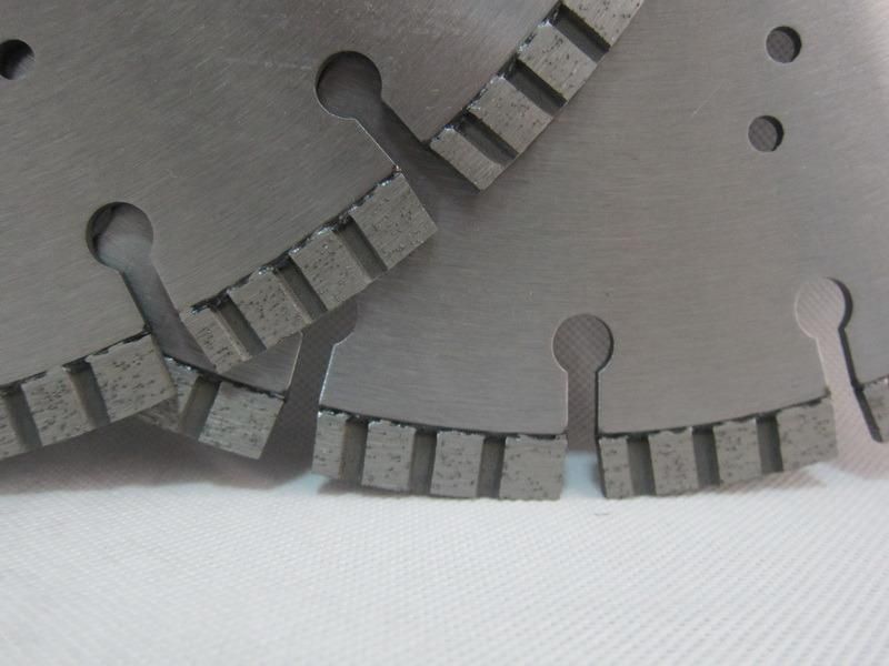 Fast Cutting Turbo Diamond Saw Blade for Reinforced Concrete